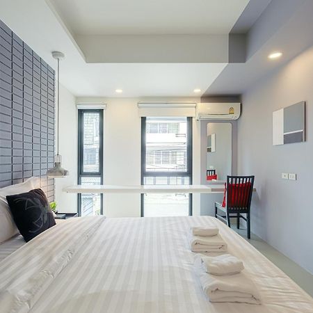 24 Hills Hotel Бангкок Экстерьер фото