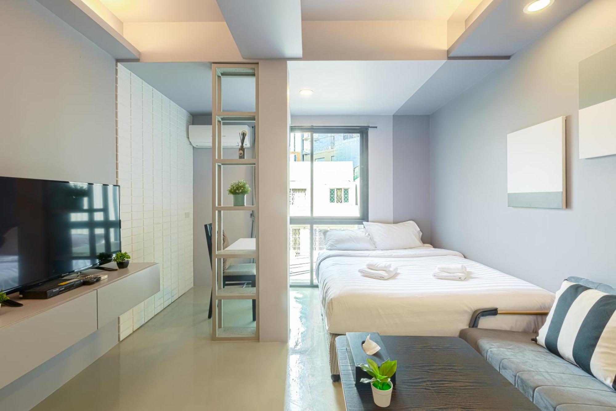 24 Hills Hotel Бангкок Экстерьер фото